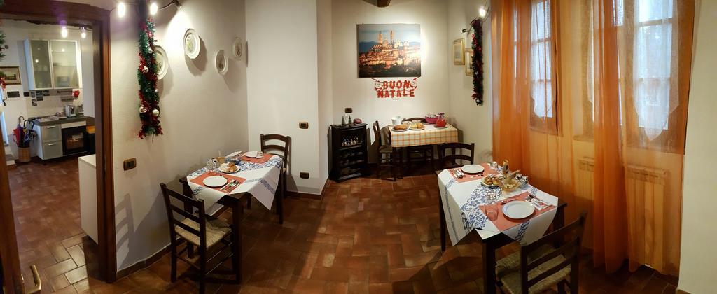 Il Pozzo Di Sant'Andrea Acomodação com café da manhã Siena Exterior foto